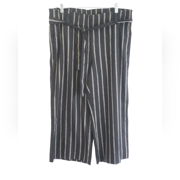 J. Jill Emilie Linen Stretch Paperbag Waist Black Stripe Petite Crop Pants - Picture 2 of 11